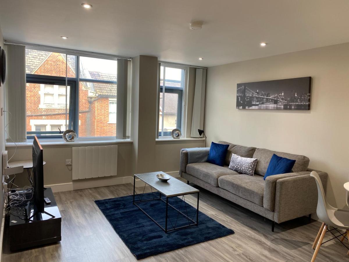 Marie'S Serviced Apartment 1 Bed Citystay, Parking بيدفورد المظهر الخارجي الصورة